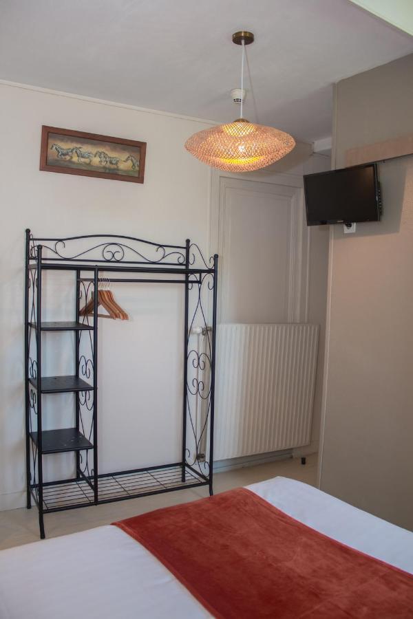 Hotel Le RDV'D  Dinard Exterior foto